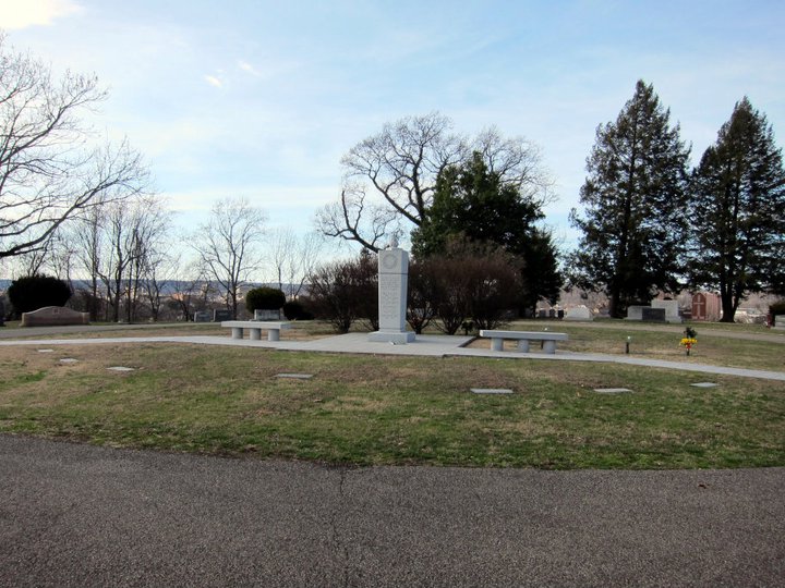 198925_690335430523_4202342_n